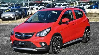 Rosso Usata 2018 Opel Karl Rocks Due volumi | 7900 € (Ottimo prezzo)