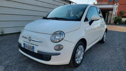 Usata Fiat 500 Lounge 69 CV (50 kW) 2010 Bianco Utilitaria