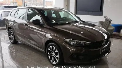 Usata Fiat Tipo City Life 131 CV (96 kW) 2021 Bronzo Berlina