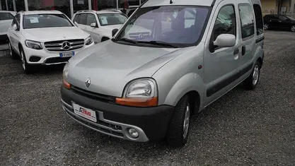 Usata Renault Kangoo 82 CV (60 kW) 2002 Monovolume