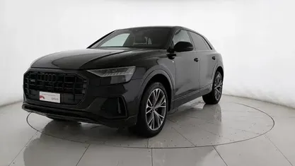 Usata Audi Q8 Sport 286 CV (210 kW) 2021 Nero profondo SUV