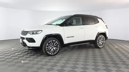 Usata Jeep Compass Summit 131 CV (96 kW) 2024 Bianco / pastello SUV