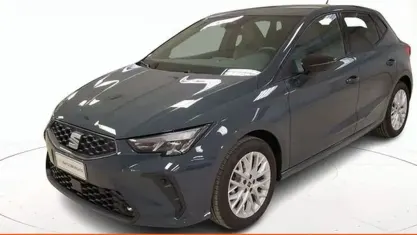 Nuova Seat Ibiza FR 95 CV (69 kW) 2026 Blu pastello Utilitaria