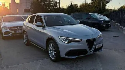 Usata 2020 Alfa Romeo Stelvio Sprint SUV | 22.500 € (Buon prezzo)