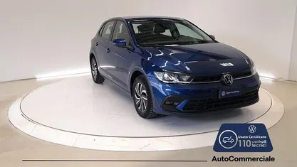 Usata VW Polo Life 95 CV (69 kW) 2022 Blu Utilitaria