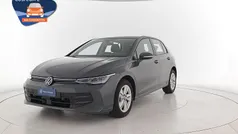 Usata 2025 VW Golf VIII Life Tre volumi | 28.200 € (Buon prezzo)