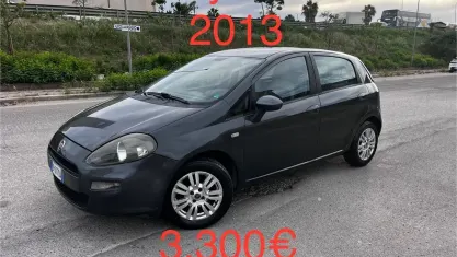 Usata Fiat Grande Punto Easy 69 CV (50 kW) 2013 Grigio Utilitaria