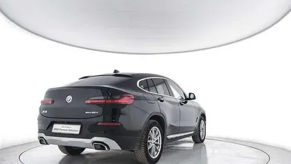 Usata BMW X4 190 CV (139 kW) 2023 Nero SUV