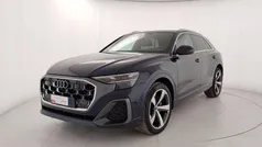 Usata 2023 Audi Q8 S-Line SUV | 84.900 €