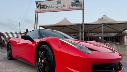 Usata Ferrari 458 570 CV (419 kW) 2011 Rosso Coupé