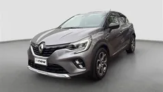Grigio scuro Usata 2021 Renault Captur Intens SUV | 16.900 € (Buon prezzo)