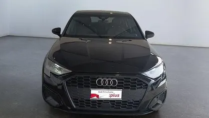 Occasion Audi A3 Sportback Business 116 ch (85 kW) 2023 Noir Citadine