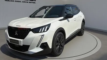 Usata Peugeot 2008 GT-line 131 CV (96 kW) 2019 Bianco met SUV