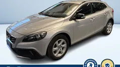 Argento Usata 2015 Volvo V40 CC Business Edition Station wagon | 11.100 € (Buon prezzo)