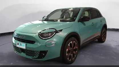 Usata Fiat 600 La Prima 101 CV (74 kW) 2024 Blu SUV