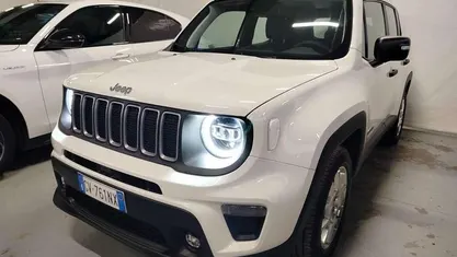 Bianco Usata 2024 Jeep Renegade Altitude SUV | 20.950 € (Buon prezzo)