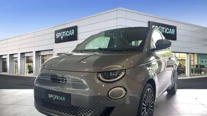 Usata Fiat 500e La Prima 86 kW (118 CV) 2023 Cabrio