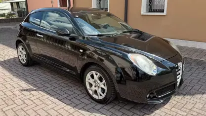 Usata Alfa Romeo MiTo 85 CV (62 kW) 2014 Nero Utilitaria
