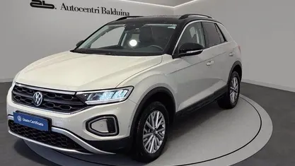 Usata 2023 VW T-Roc Life SUV | 25.500 € (Buon prezzo)