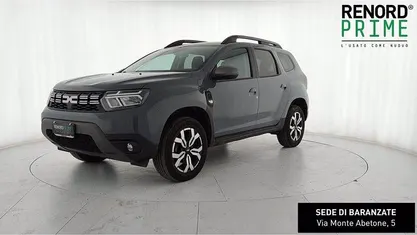 Grigio scuro Usata 2023 Dacia Duster Prestige SUV | 16.790 € (Buon prezzo)