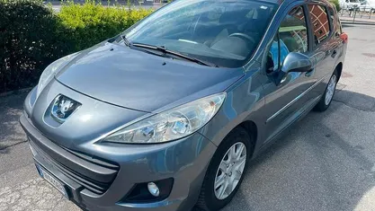 Usata Peugeot 207 Active 93 CV (68 kW) 2011 Grigio Station wagon