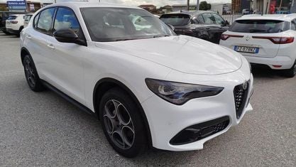 Usata Alfa Romeo Stelvio Sprint 210 CV (154 kW) 2023 Bianco SUV
