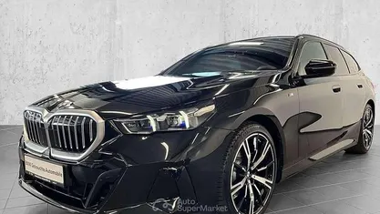 Nero Usata 2024 BMW 520 M Sport Station wagon | 55.900 € (Buon prezzo)