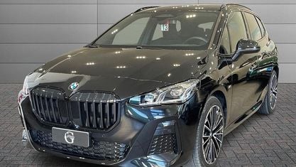 Begagnad BMW 218 Active Tourer M Sport 150 HK (110 kW) 2025 Svart Minibuss