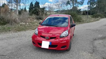 Usata Toyota Aygo 68 CV (50 kW) 2011 Utilitaria