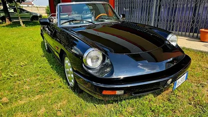 Usata Alfa Romeo Spider 122 CV (89 kW) 1993 Cabrio