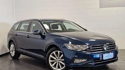 Blu/azzurro Usata 2020 VW Passat Executive Station wagon | 17.900 € (Buon prezzo)