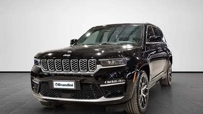 Usata 2023 Jeep Grand Cherokee Summit SUV | 57.621 € (Buon prezzo)