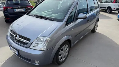 Usata Opel Meriva Cosmo 101 CV (74 kW) 2004 Monovolume