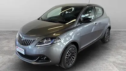 Usata Lancia Ypsilon S 70 CV (51 kW) 2024 Utilitaria