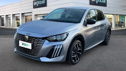 Usata 2024 Peugeot 208 GT Utilitaria | 23.300 € (Buon prezzo)