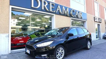 Usata Ford Focus 120 CV (88 kW) 2018 Nero pastello Station wagon