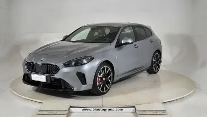 Gebraucht BMW 118 M Sport 150 PS (110 kW) 2025 Grau Kleinwagen