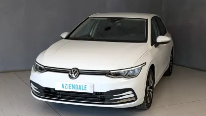 Usata VW Golf VIII Move 110 CV (80 kW) 2024 Bianco Berlina