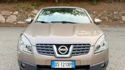 Usata Nissan Qashqai Tekna 103 CV (75 kW) 2008 Marrone SUV