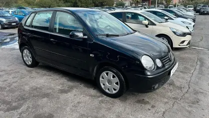 Usata VW Polo Trendline 101 CV (74 kW) 2004 Nero Utilitaria