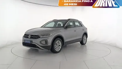Usata VW T-Roc Life 150 CV (110 kW) 2025 Pyrit silver metallizzato nero SUV