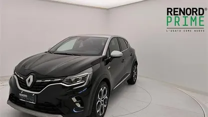 Käytetty Renault Captur Intens 145 HP (106 kW) 2022 Musta Katumaasturi