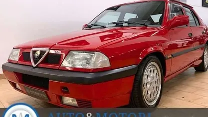 Usata Alfa Romeo 33 Quadrifoglio Verde 132 CV (97 kW) 1991 Rosso Berlina