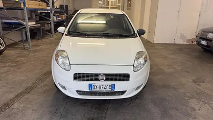Usata Fiat Grande Punto Active 69 CV (50 kW) 2009 Utilitaria