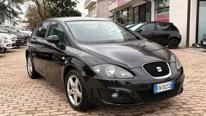 Usata Seat Leon Reference 90 CV (66 kW) 2012 Nero Berlina