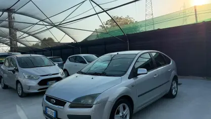 Usata Ford Focus 109 CV (80 kW) 2007 Grigio Berlina