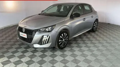 Usata Peugeot 208 Style 75 CV (55 kW) 2024 Grigio Utilitaria