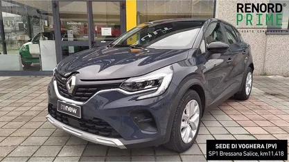 Blu scuro Usata 2022 Renault Captur Zen SUV | 15.900 € (Buon prezzo)