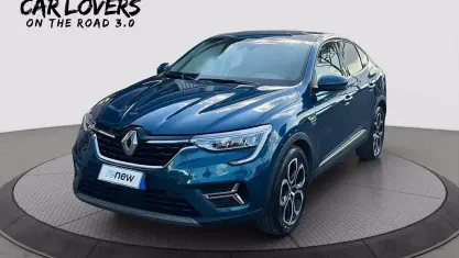 Usata Renault Arkana Techno 143 CV (105 kW) 2022 Blu scuro SUV