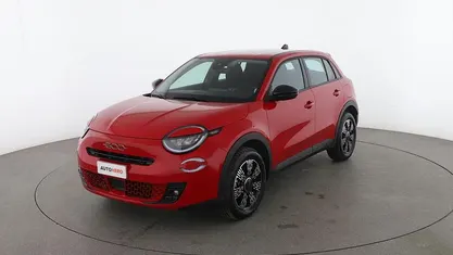 Usata Fiat 600 La Prima 101 CV (74 kW) 2025 Rosso SUV